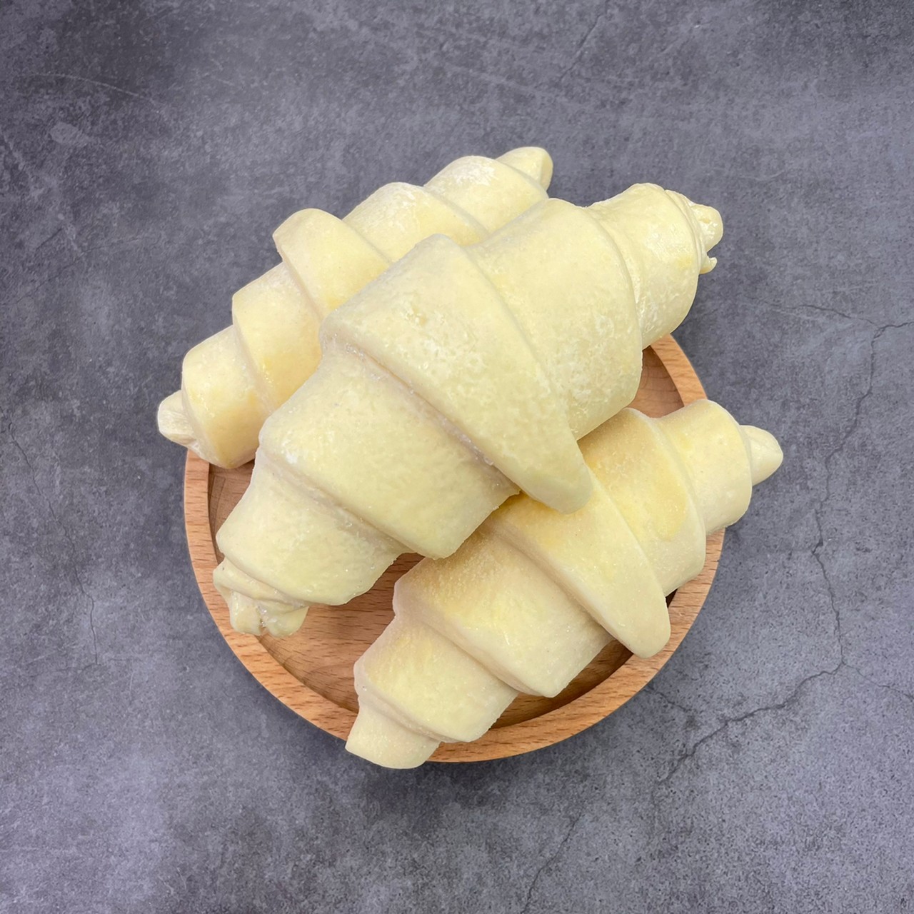 冷凍標準可頌60g(70顆/箱)